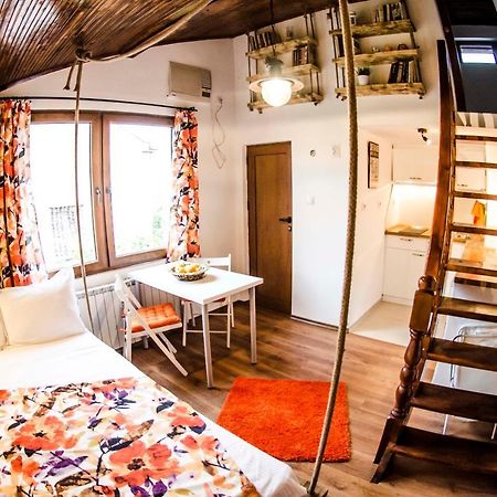 Off Vitosha Blvd Designer Studio Софія Екстер'єр фото